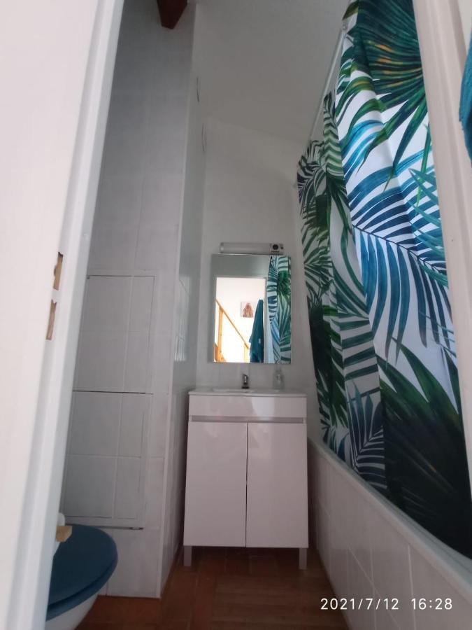 Maisonnette En Residence Avec Piscine Et Tennis Сен-Валье-де-Тье Экстерьер фото
