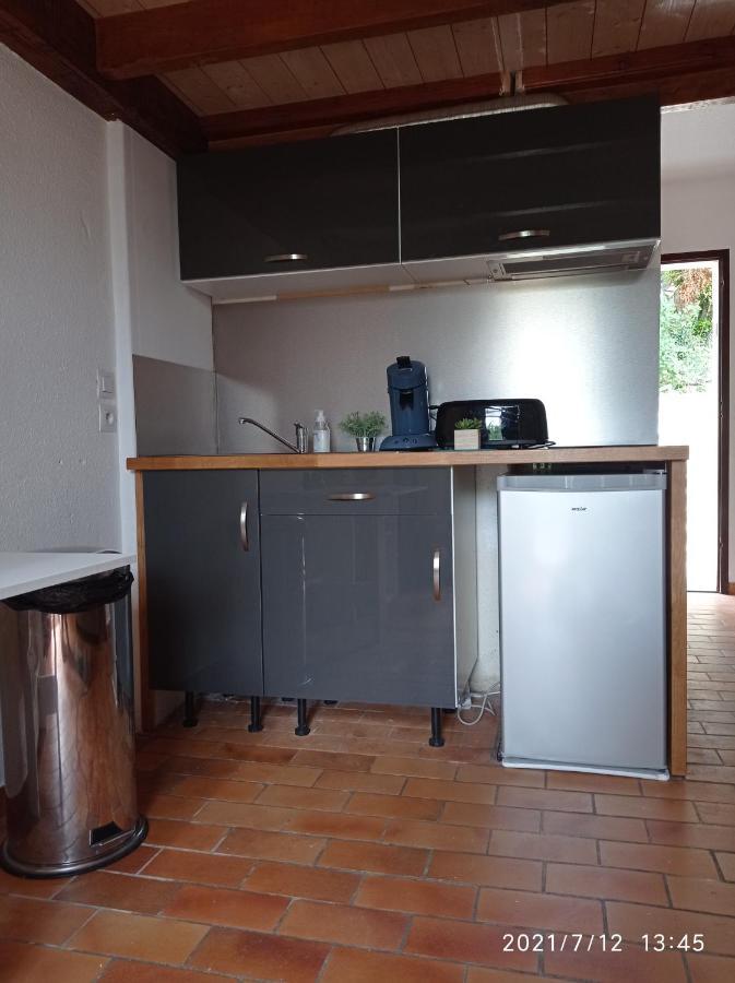 Maisonnette En Residence Avec Piscine Et Tennis Сен-Валье-де-Тье Экстерьер фото